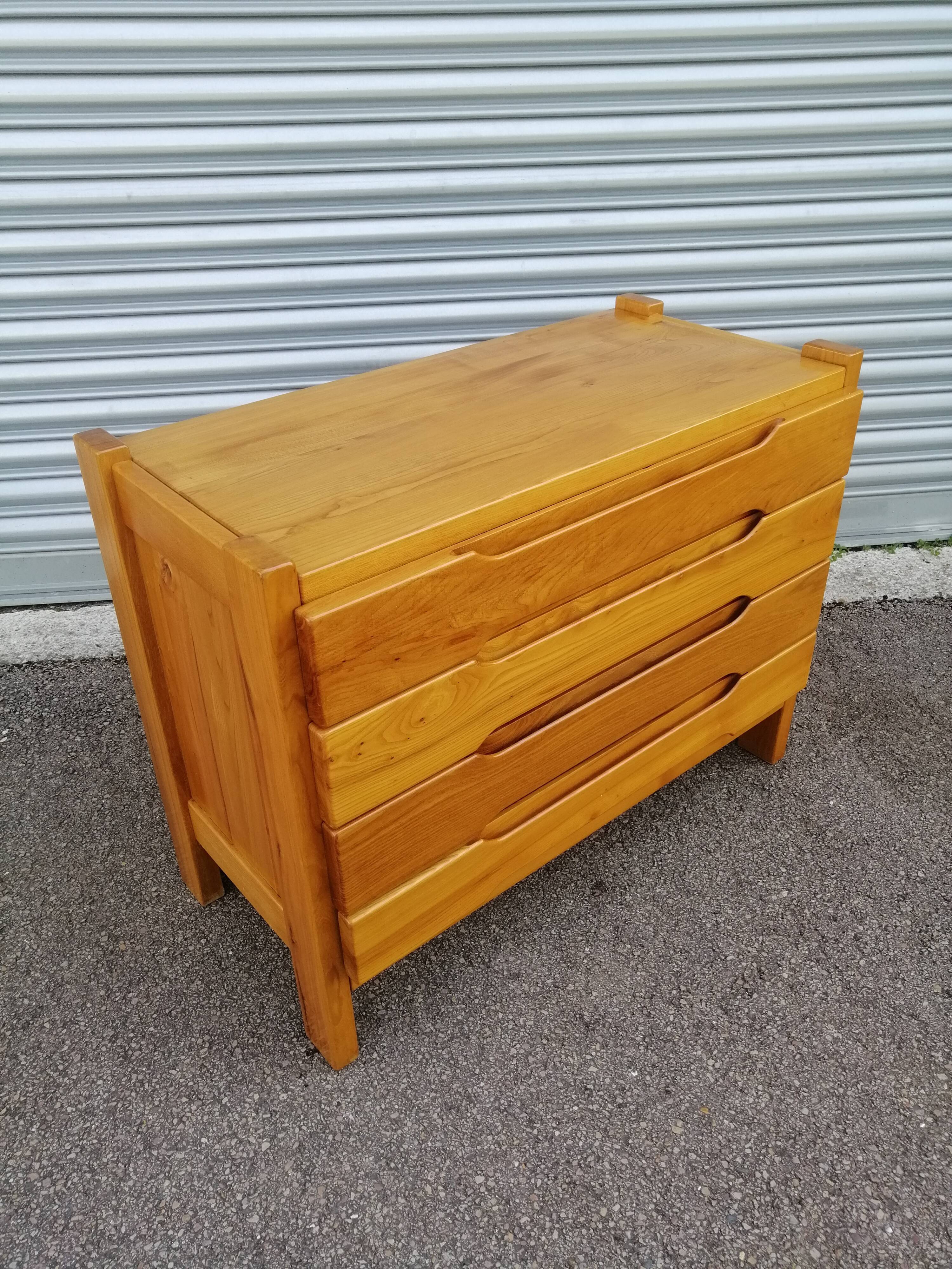 Elm dresser / Regain house