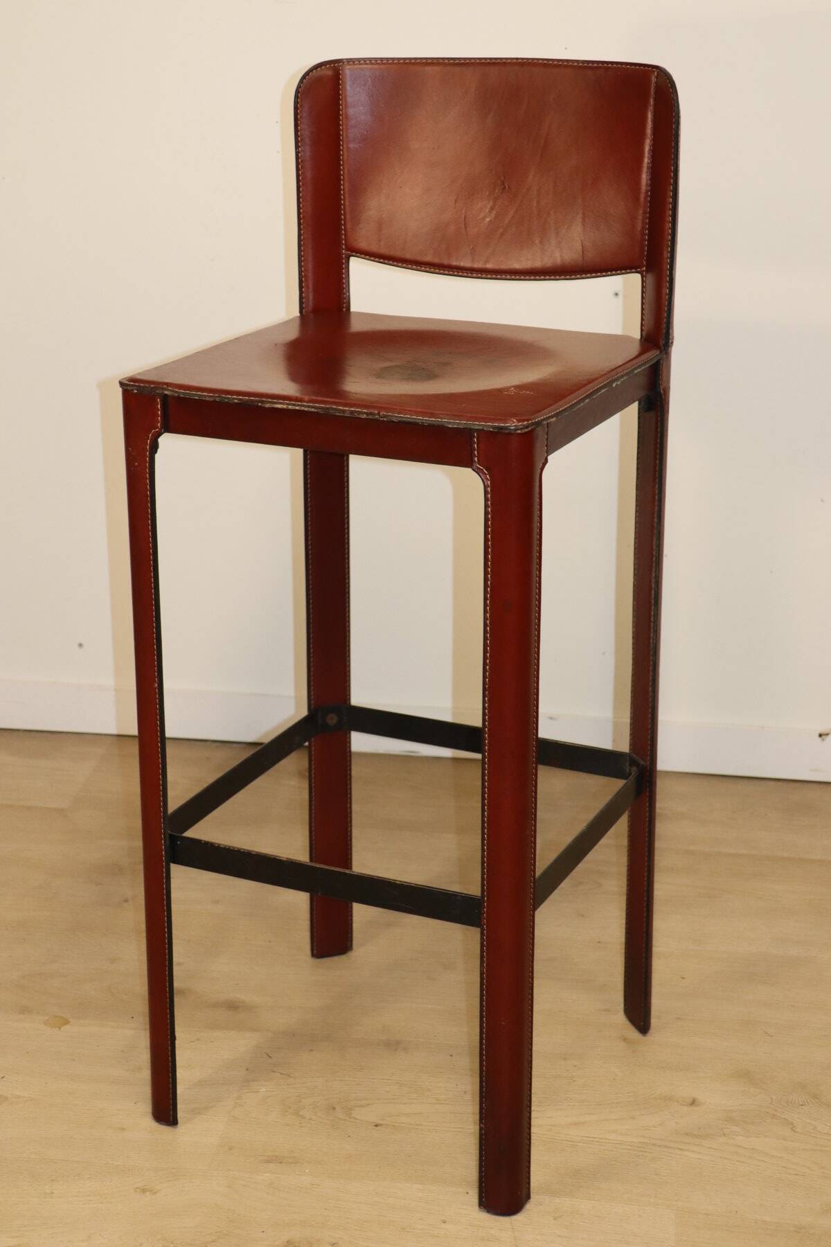 Matteo Grassi high stool in leather and metal