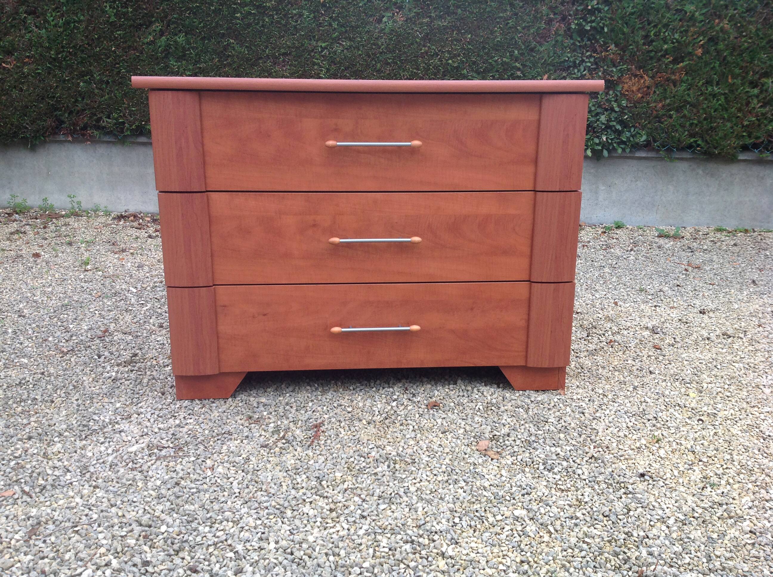 Contemporary commode in Gautier style