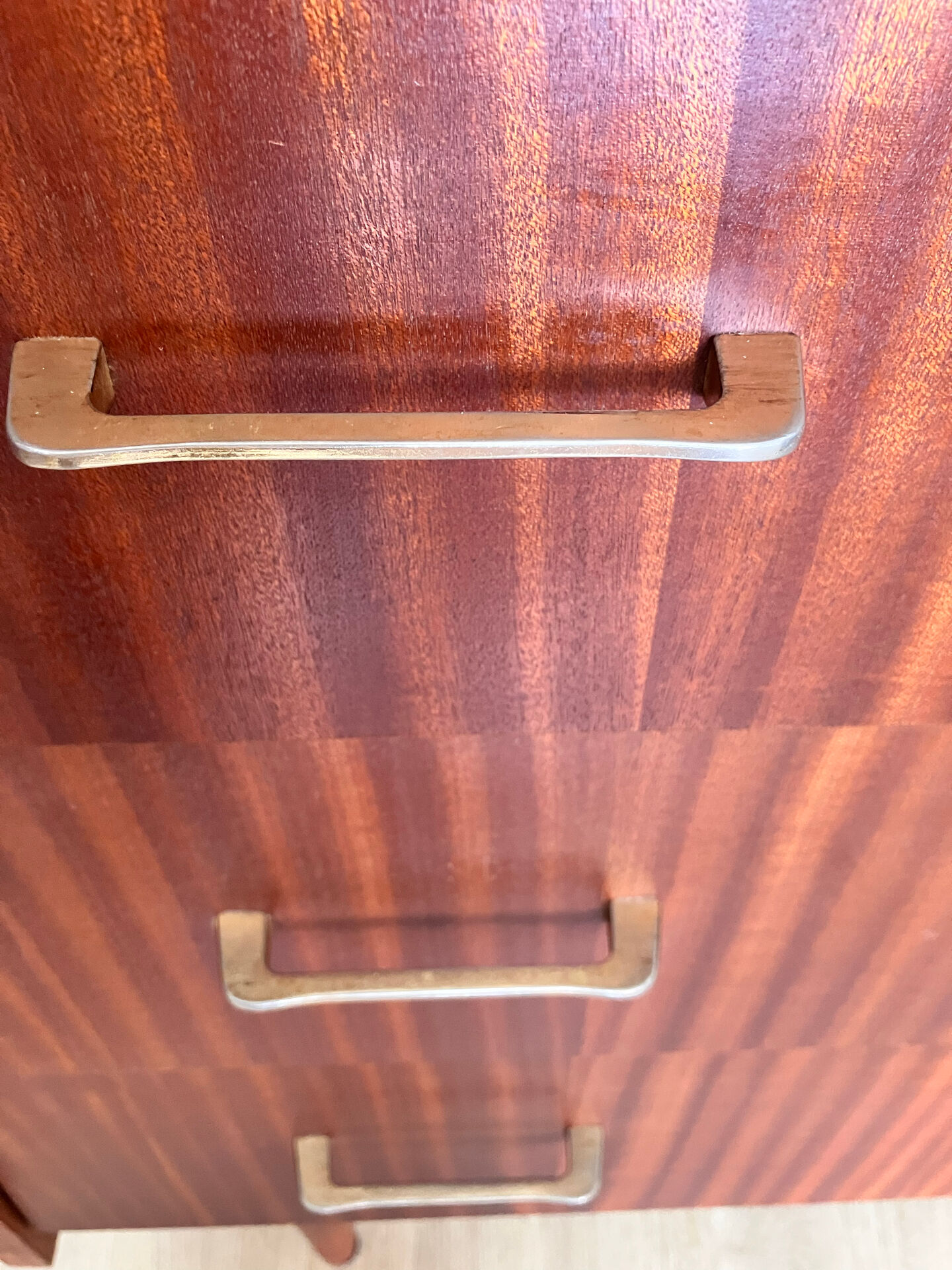 Scandinavian commode with pencil legs