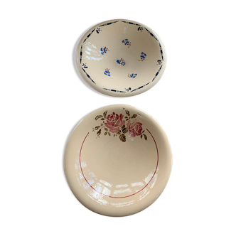 Deux plats creux en céramique émaillée anciens modèle flore KG France luneville