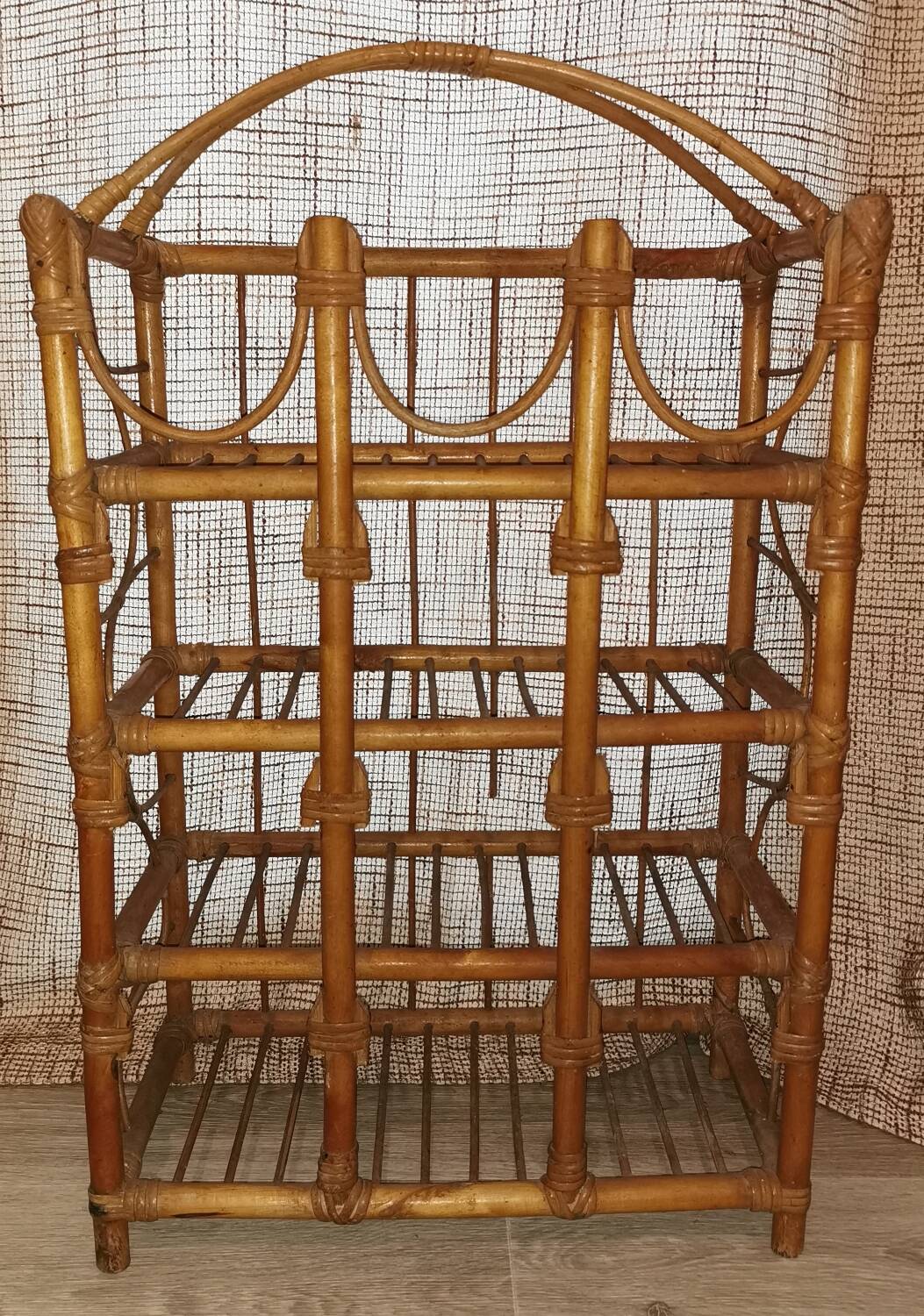 Wicker rattan shelf