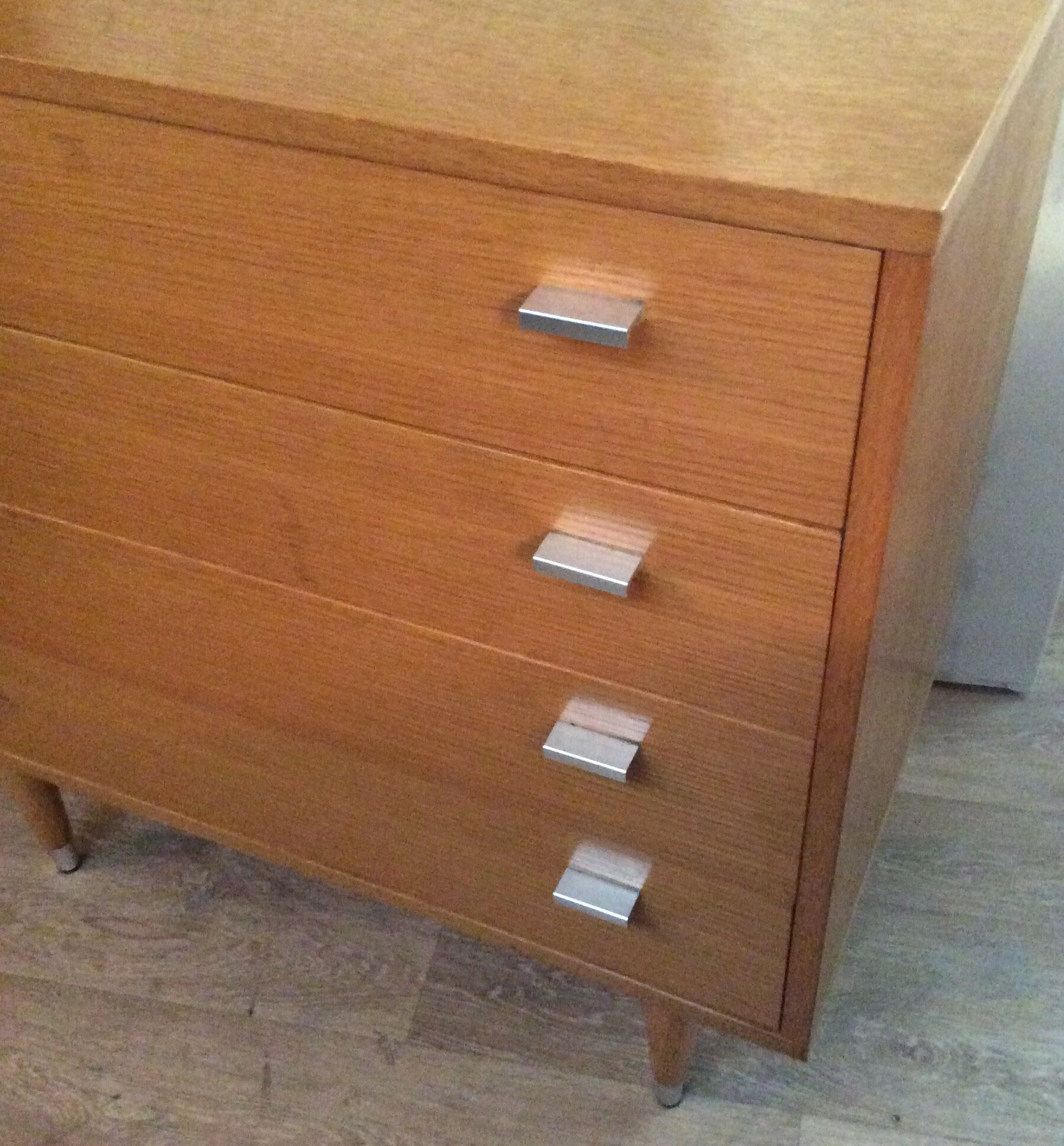 Commode vintage des années 70