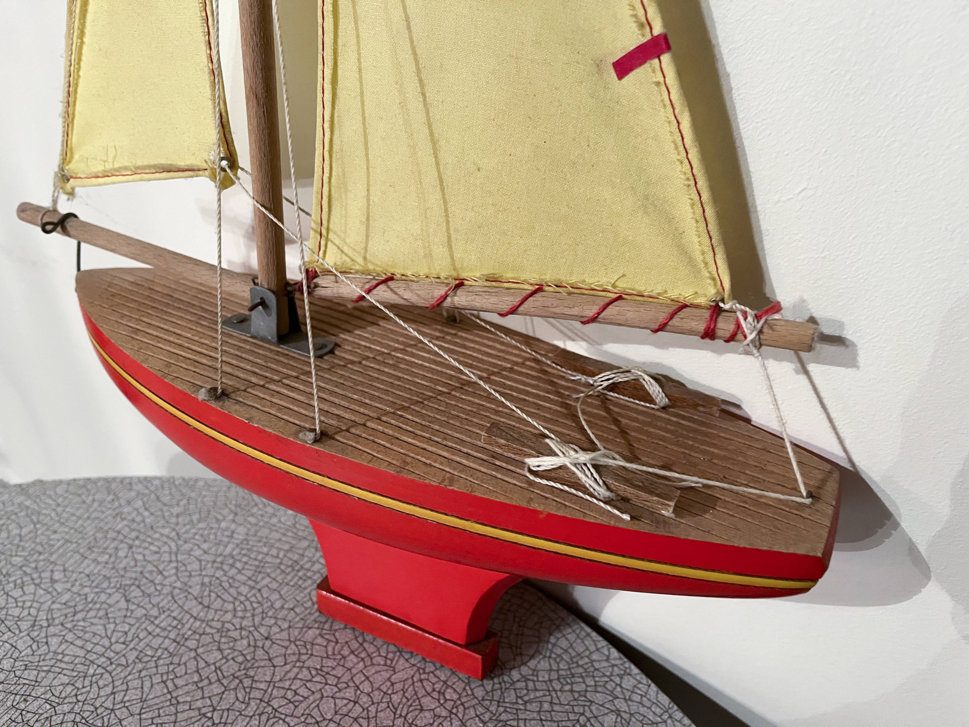 Basin sailboat Tirot 400