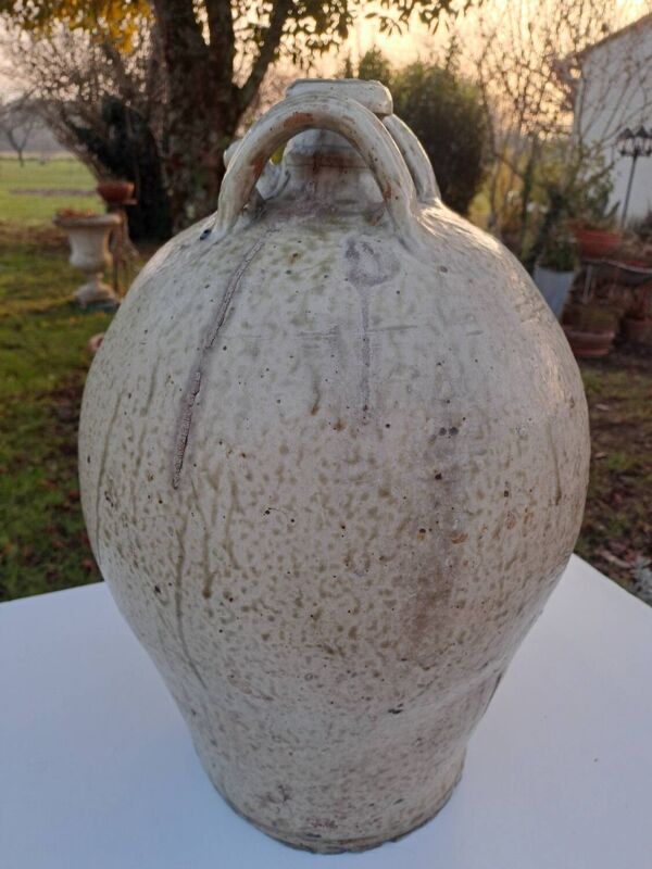 Grande cruche en grès vernissé