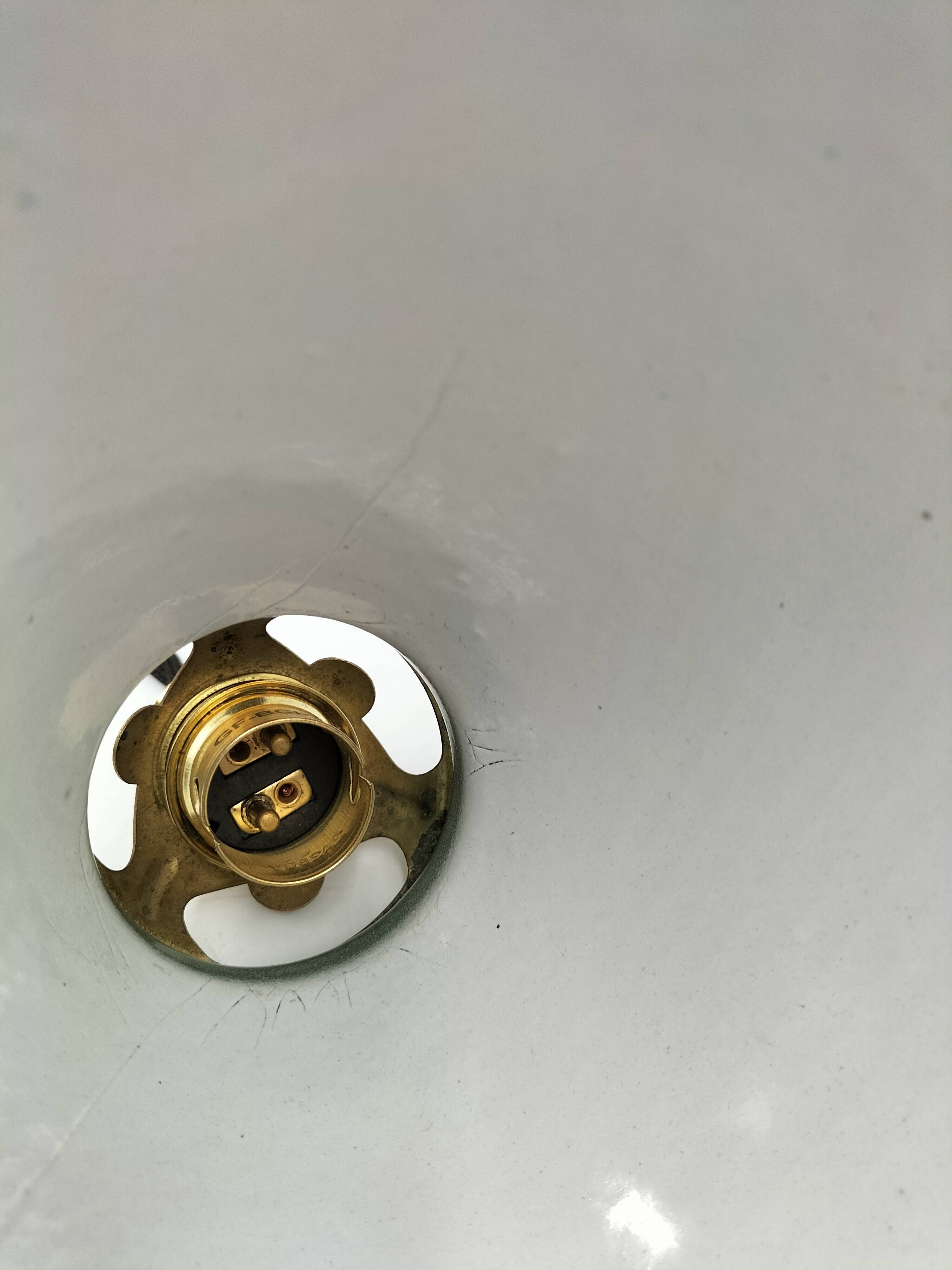 Enamelled sheet metal cone suspension