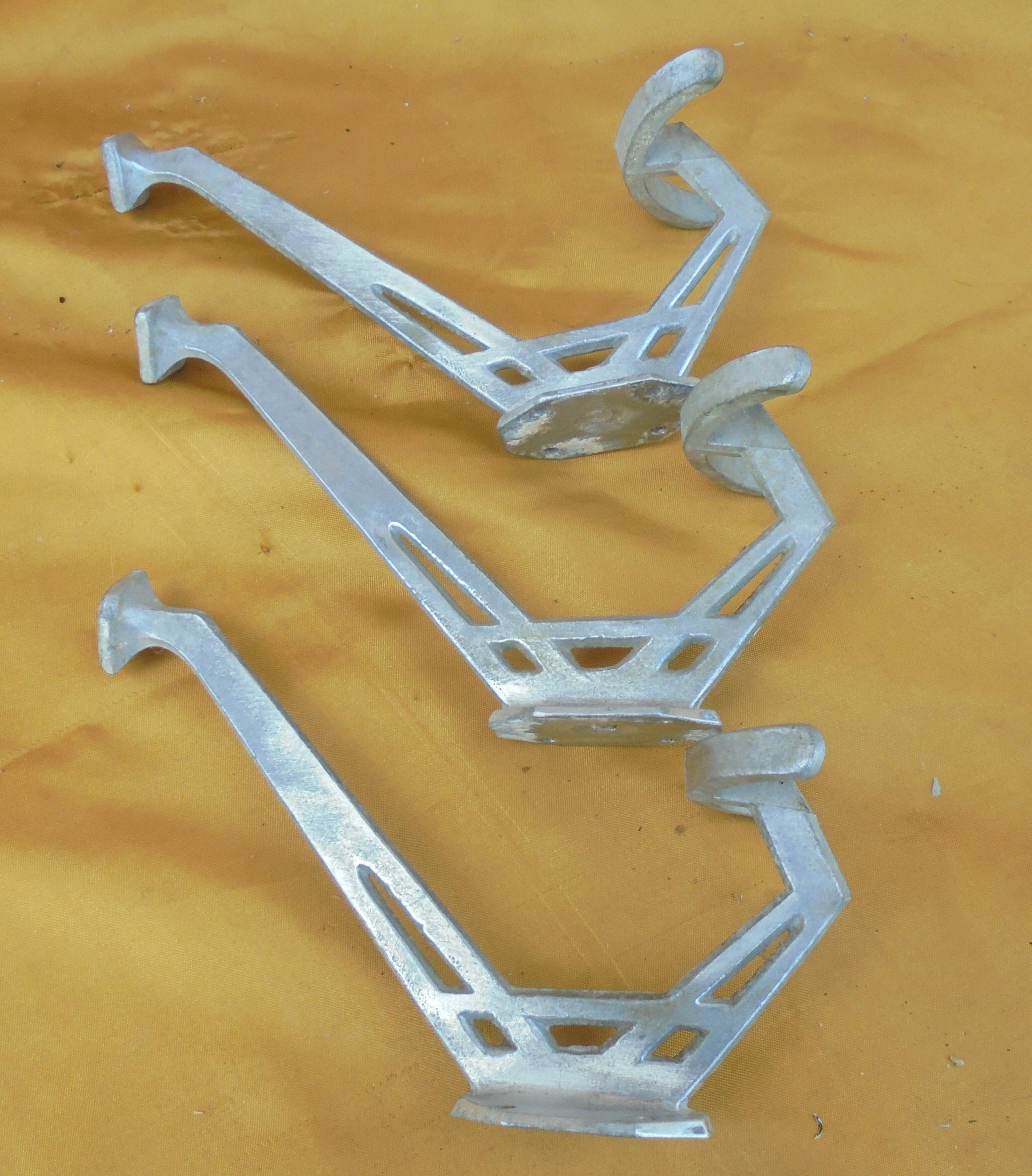 3 Vintage SCHOOL HOOKS