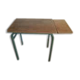 Schoolboy table