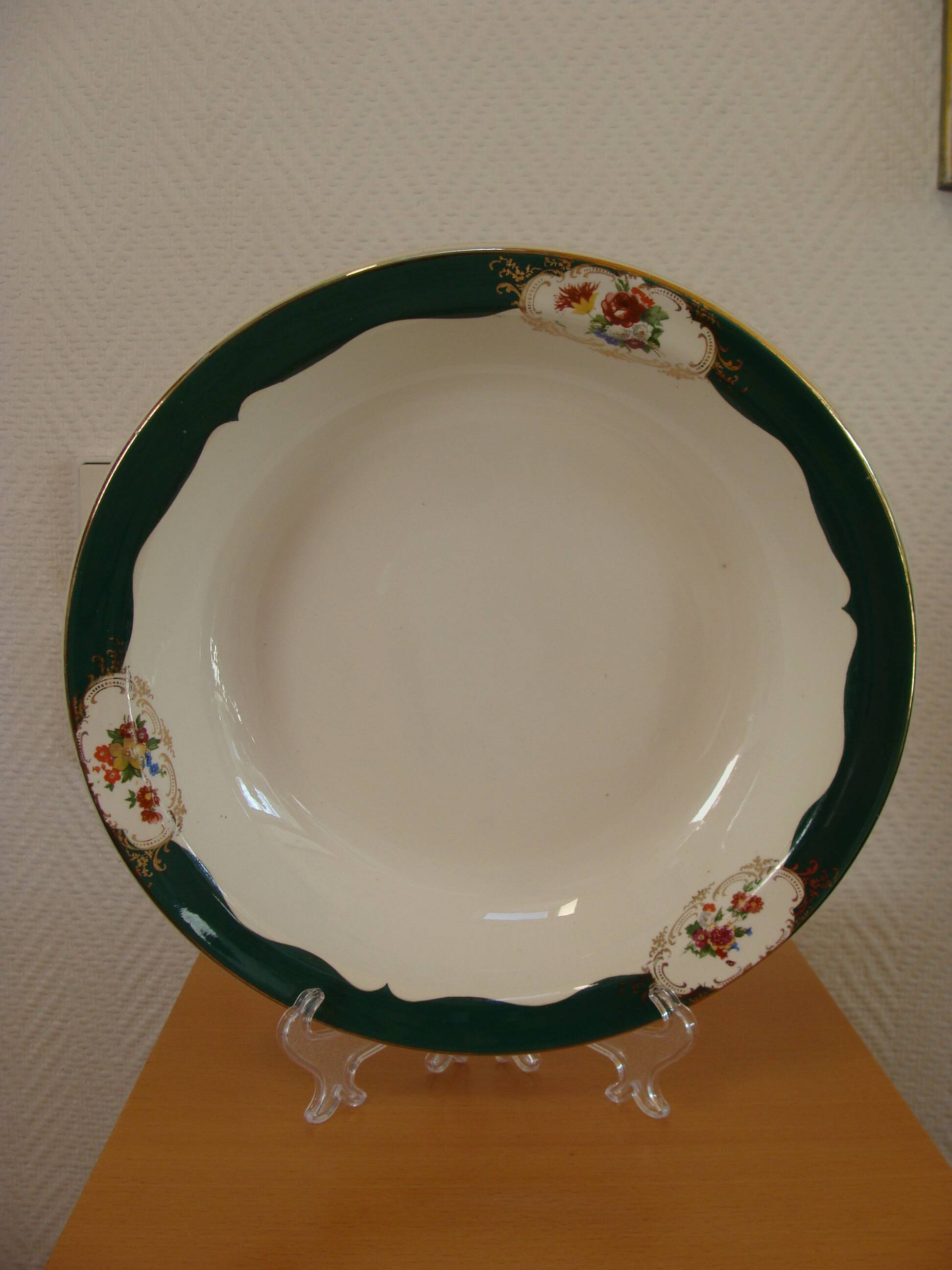 Plat creux "Champagne" Digoin Sarreguemines 40's