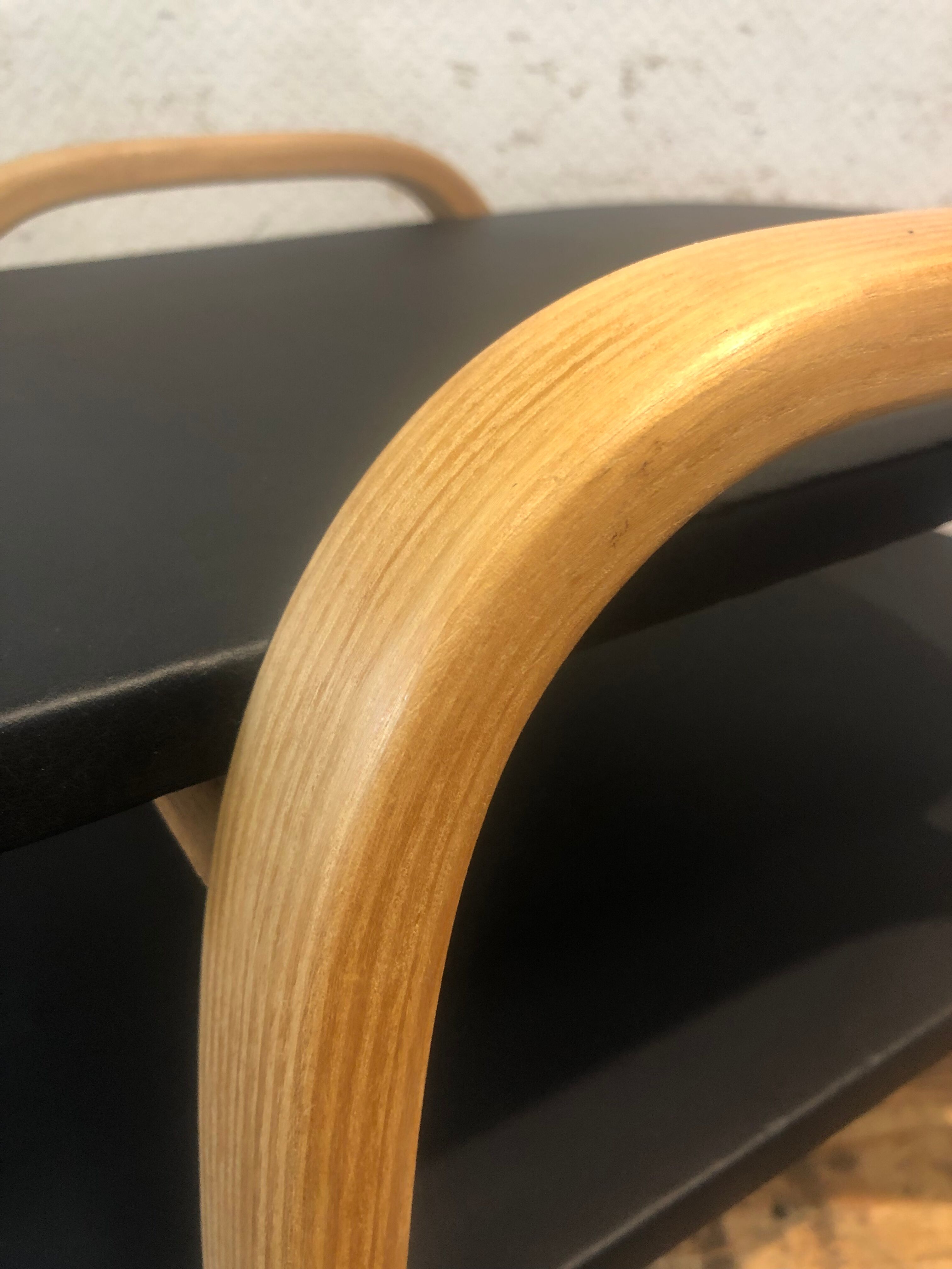 Table Steiner bow wood