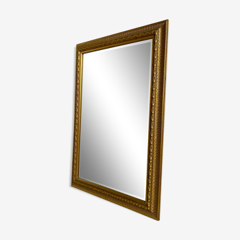 Miroir biseauté avec cadre doré du 20ème siècle - 105x74cm