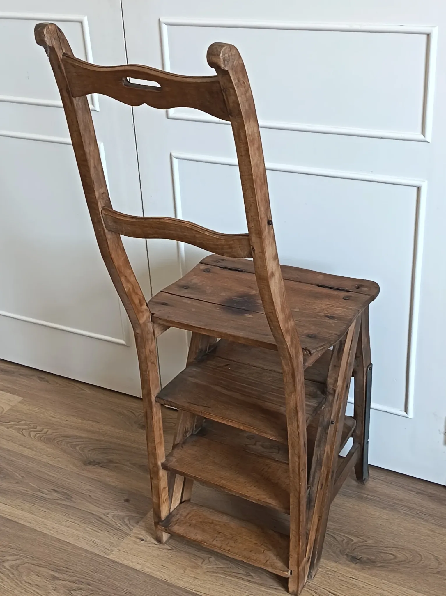 Folding step stool with 6 steps