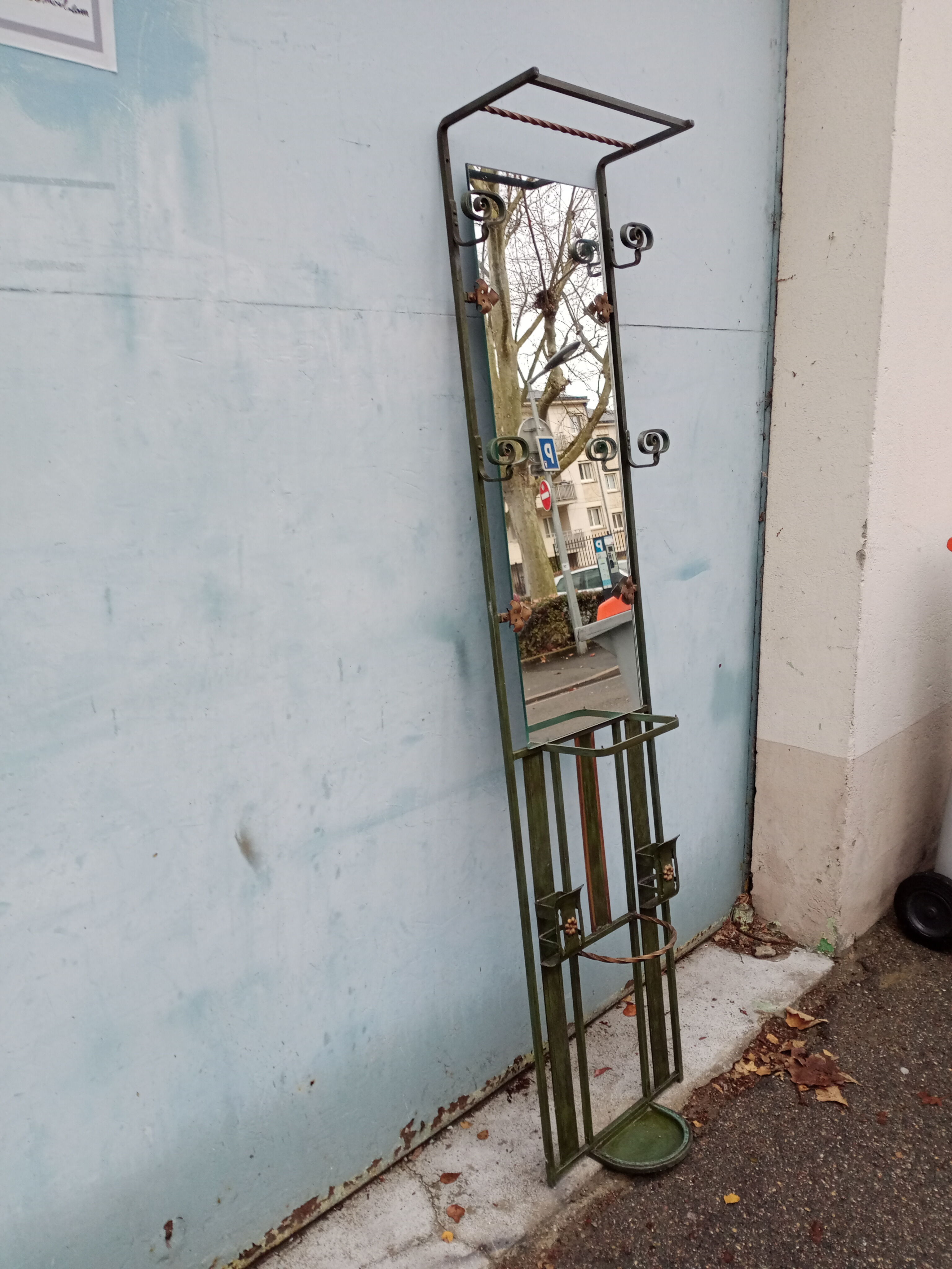 Cloakroom coat rack iron forge