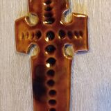 Honey-colored glazed ceramic cross, vintage 1970
