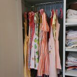 Armoire parisienne rose rangement enfant vintage bois bohême fleurs TBE