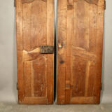 19th century Louis XV walnut facade