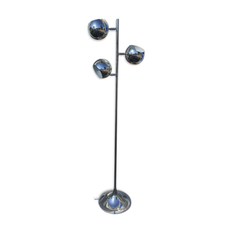 Eyeball lamp in chrome metal