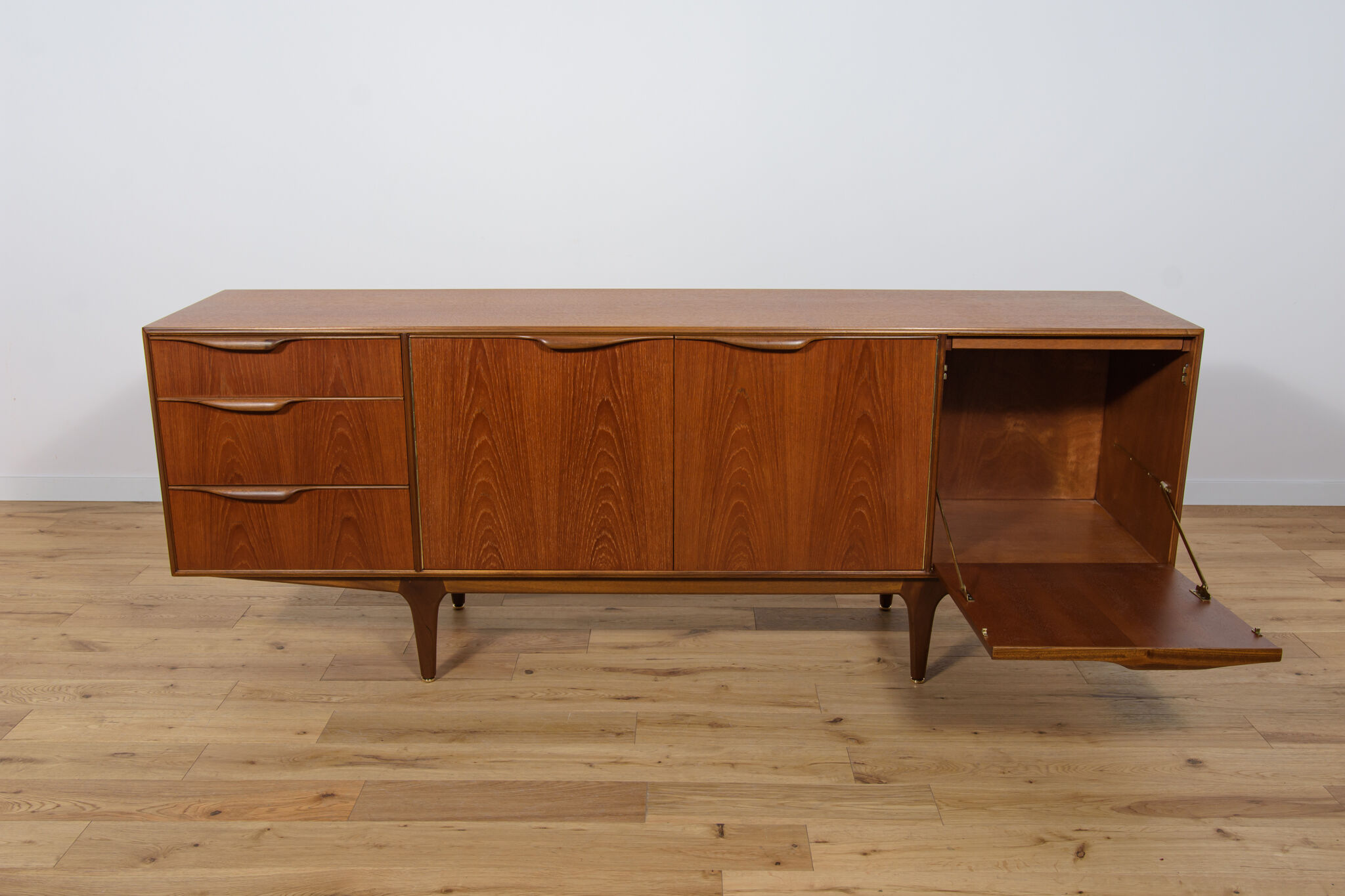 Teak sideboard from mcintosh, 1960s