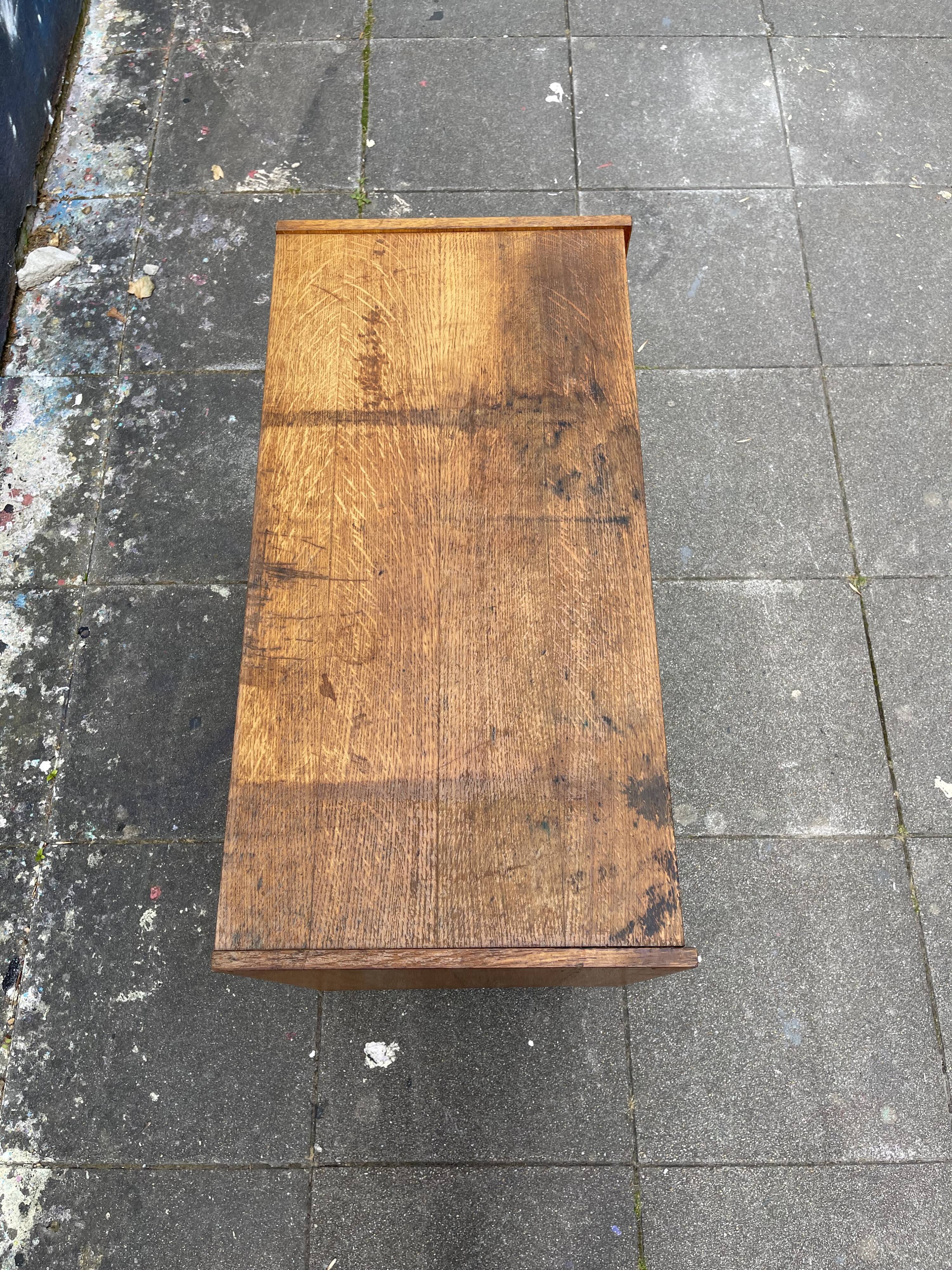 Commode vintage