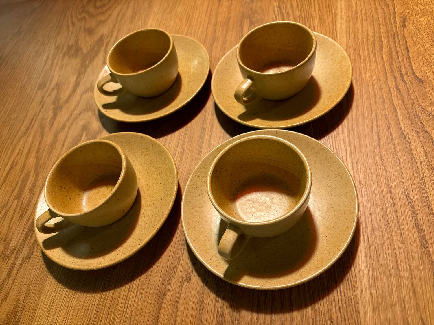4 vintage stoneware cups