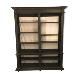 Old Louis XVI style library