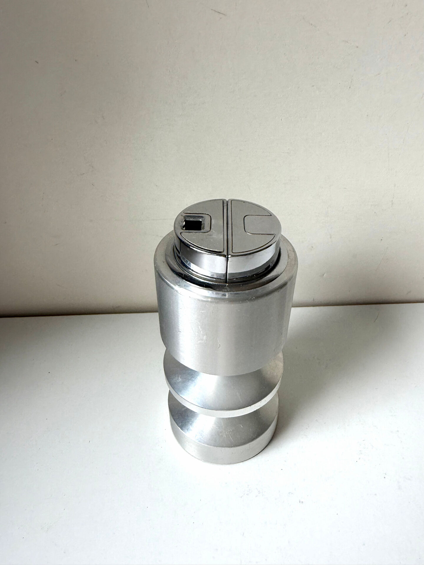 Vintage Modernist Sarome Japan Table Lighter
