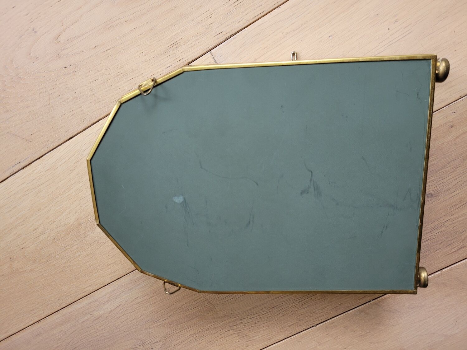 Glass and brass display shelf to install or hang