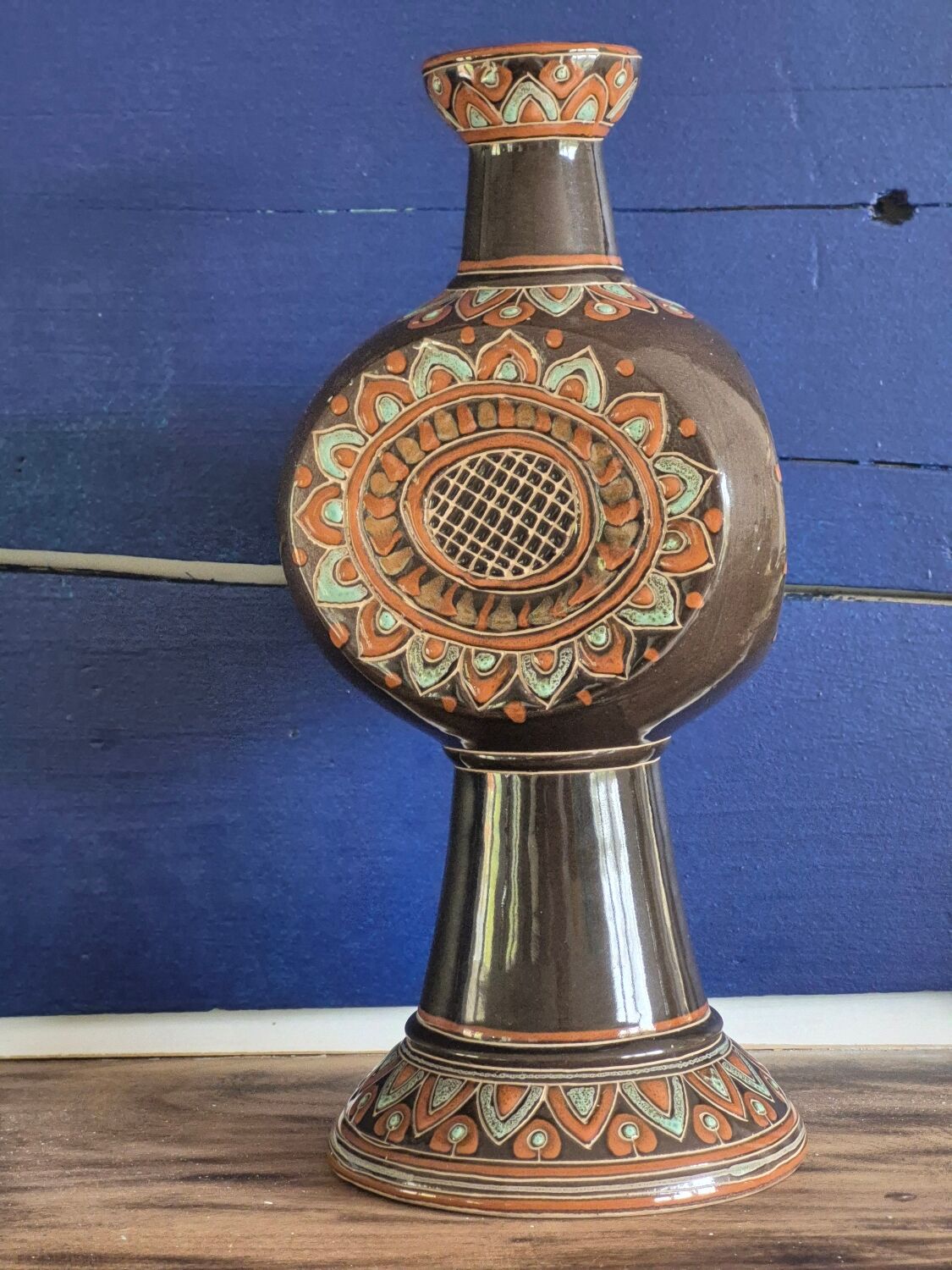 Scandinavian style candle holder