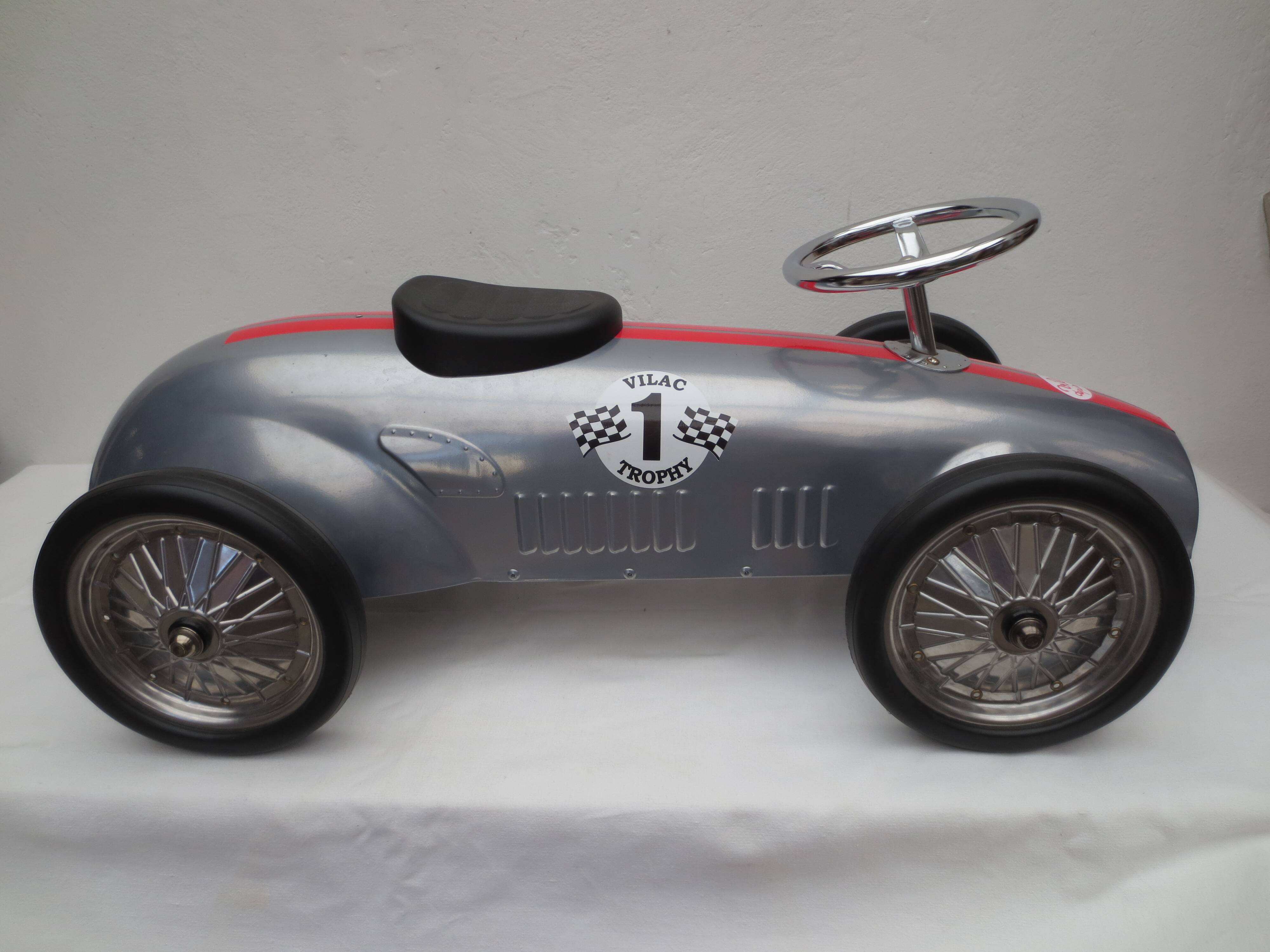 metal car for children (vilac) CE