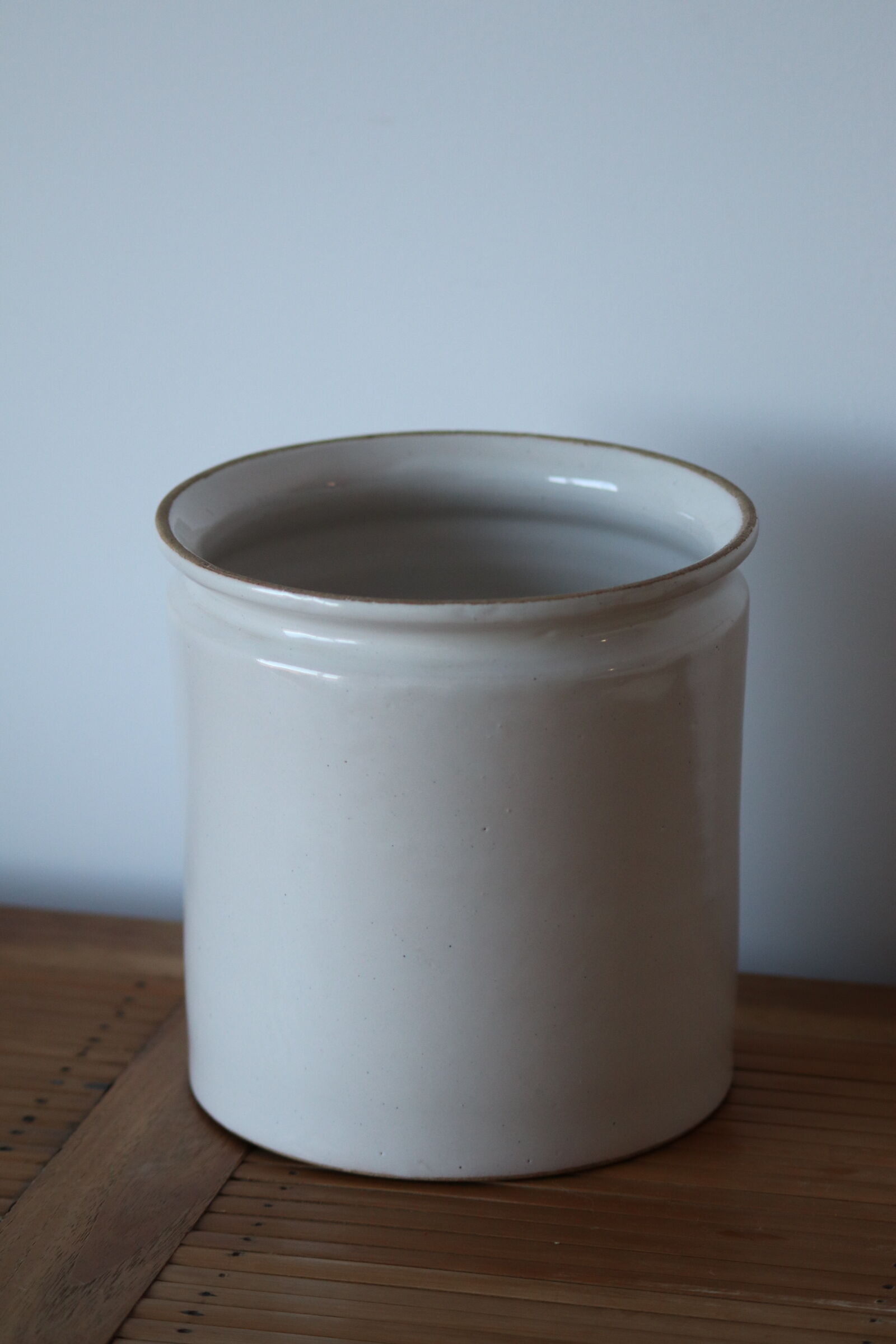 Old white sandstone jam jar