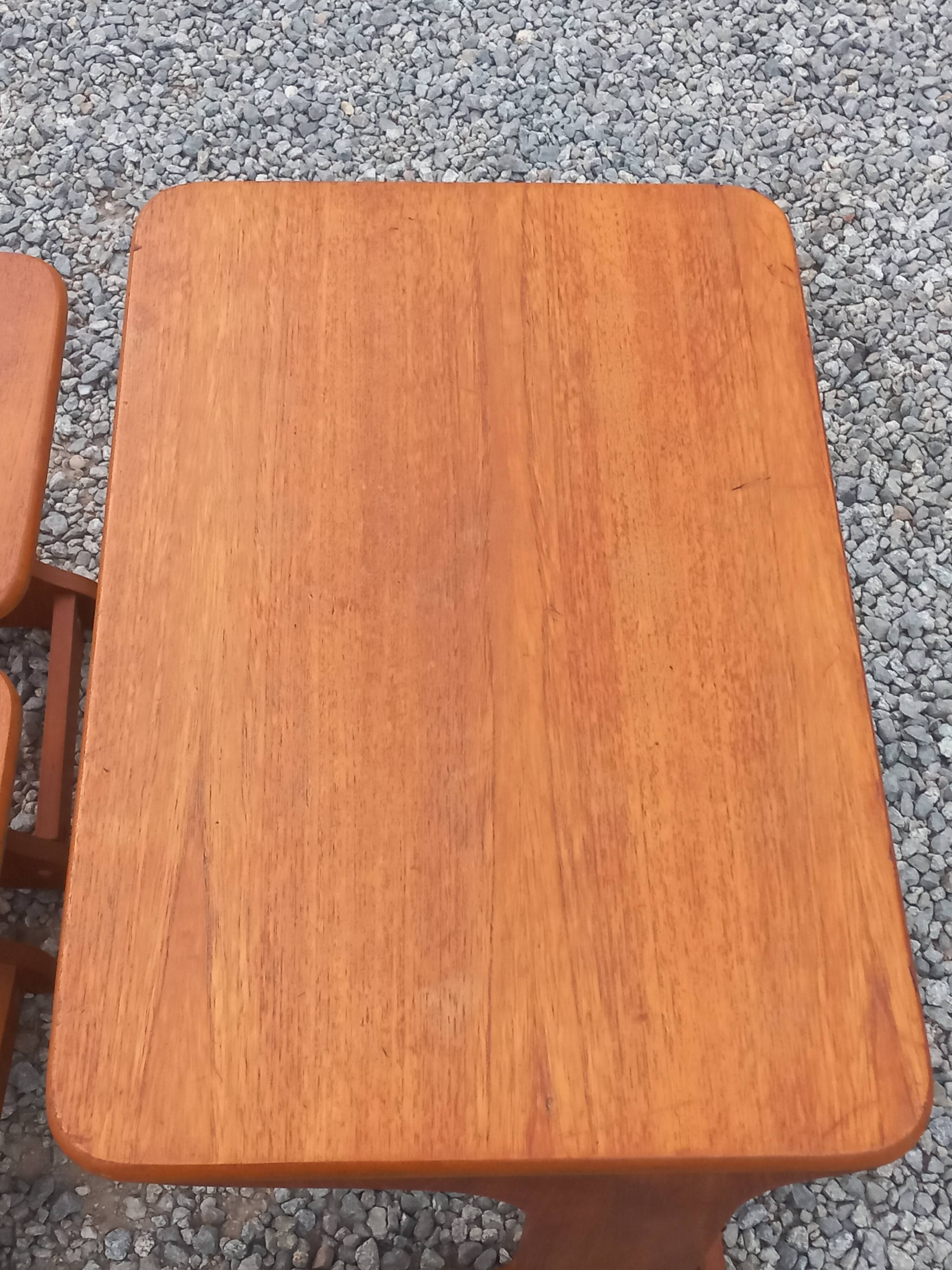 Set of 3 nesting tables in Scandinavian style made of teak from the 1970s.