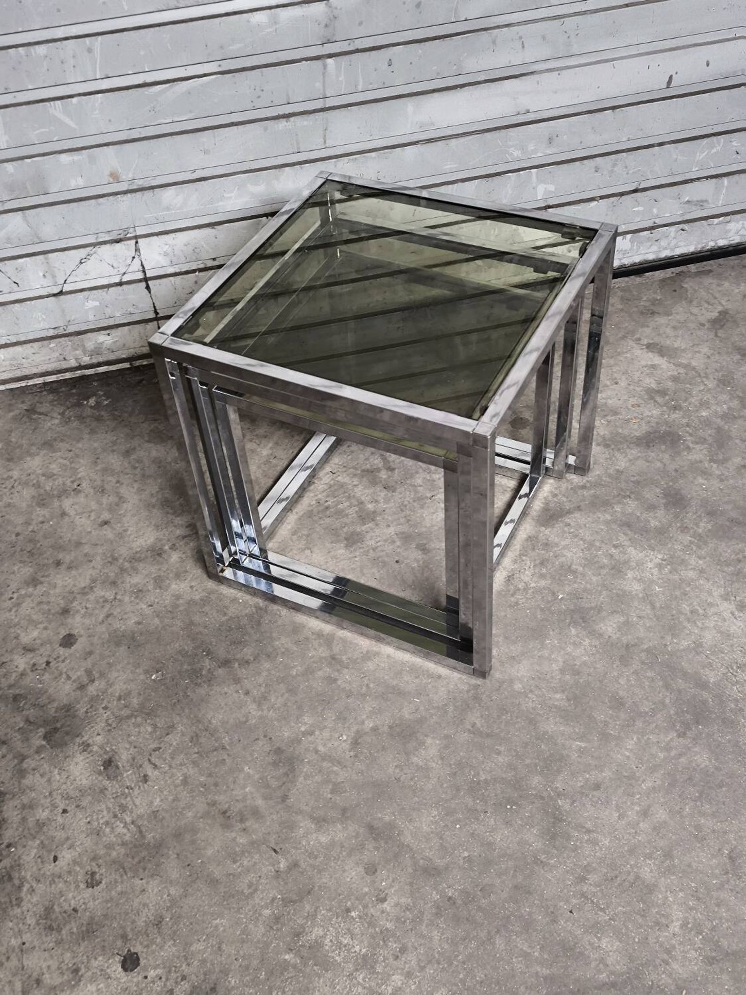 Vintage nesting tables