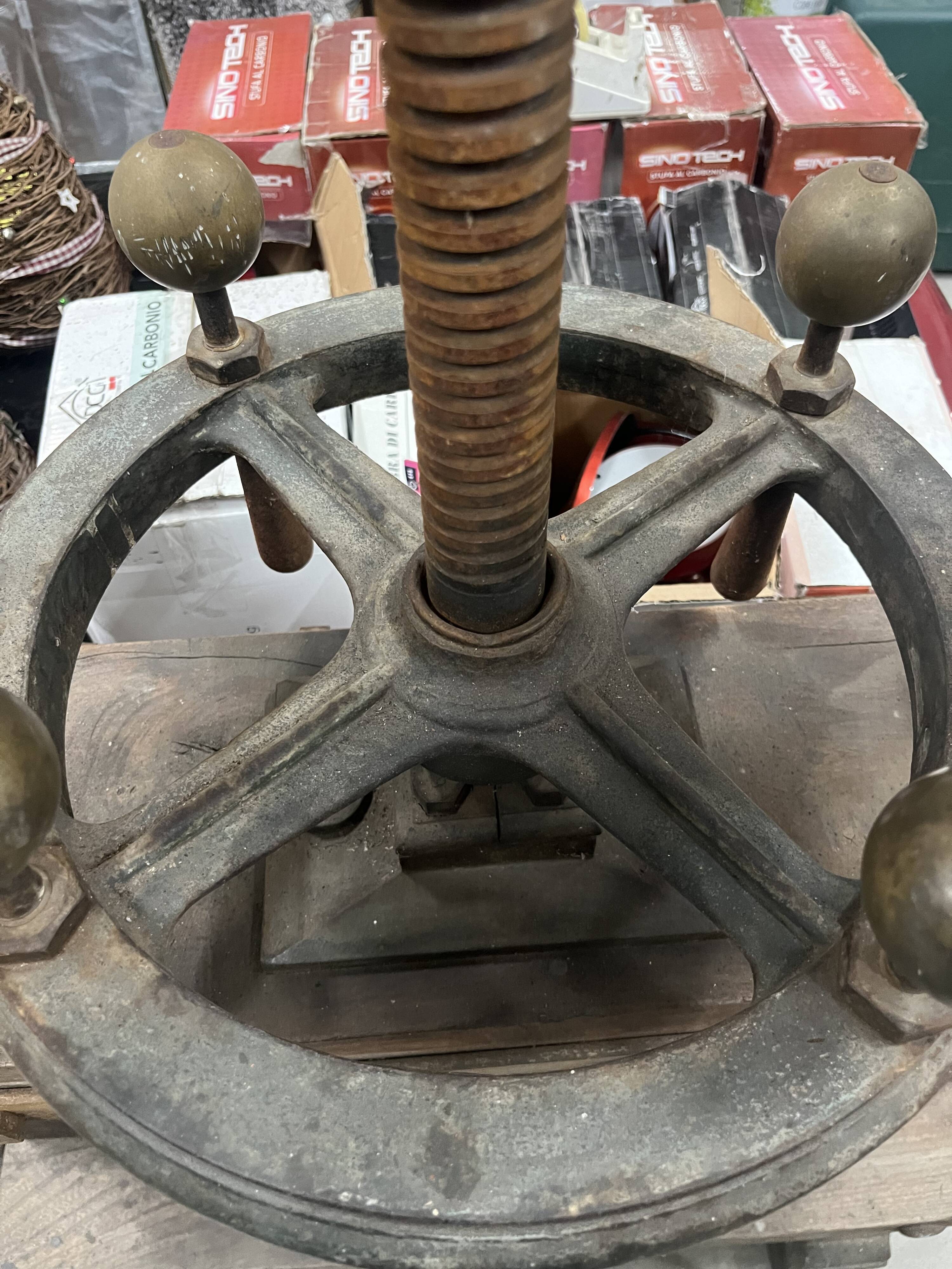 Binder percussion press