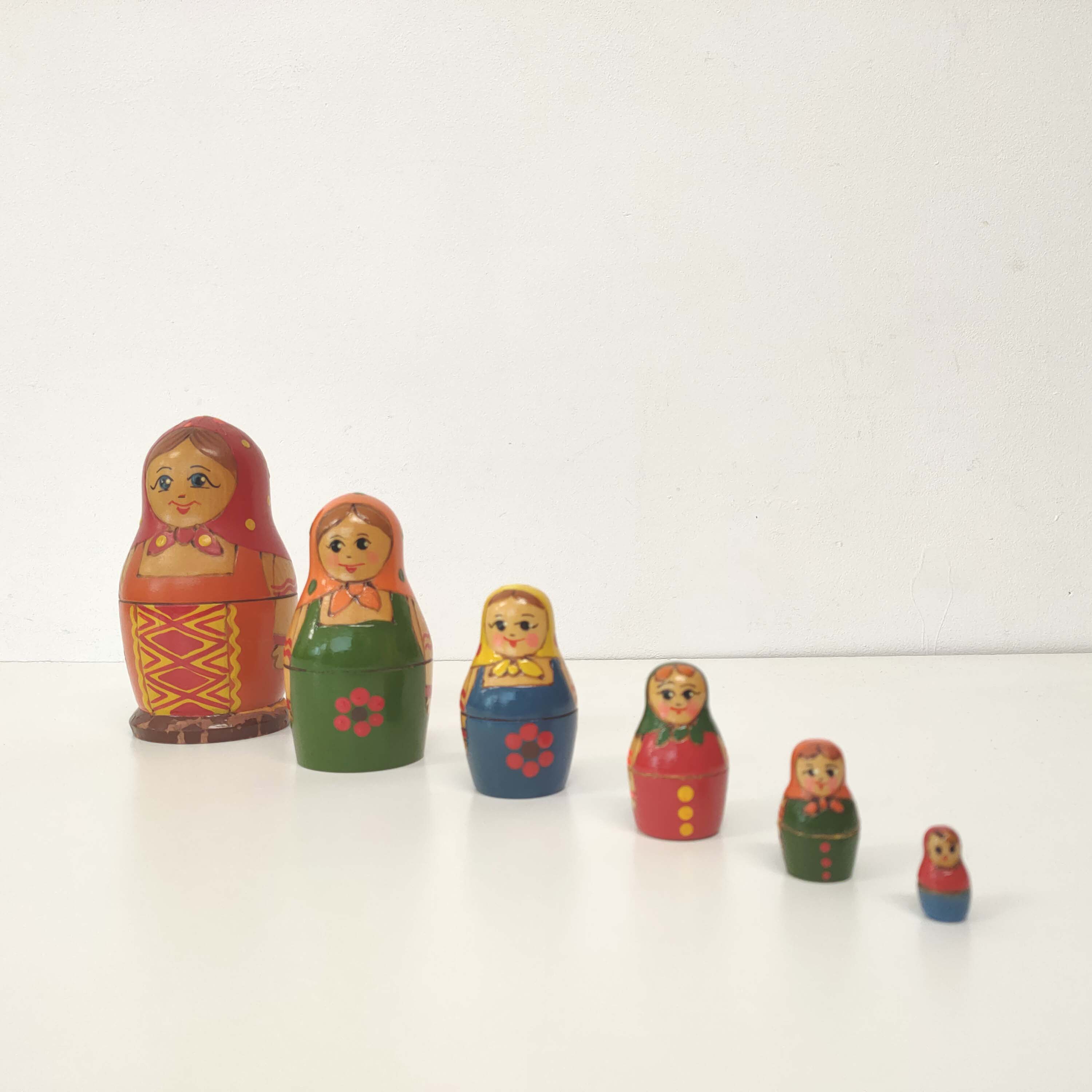 Russian dolls gigognes matriochka