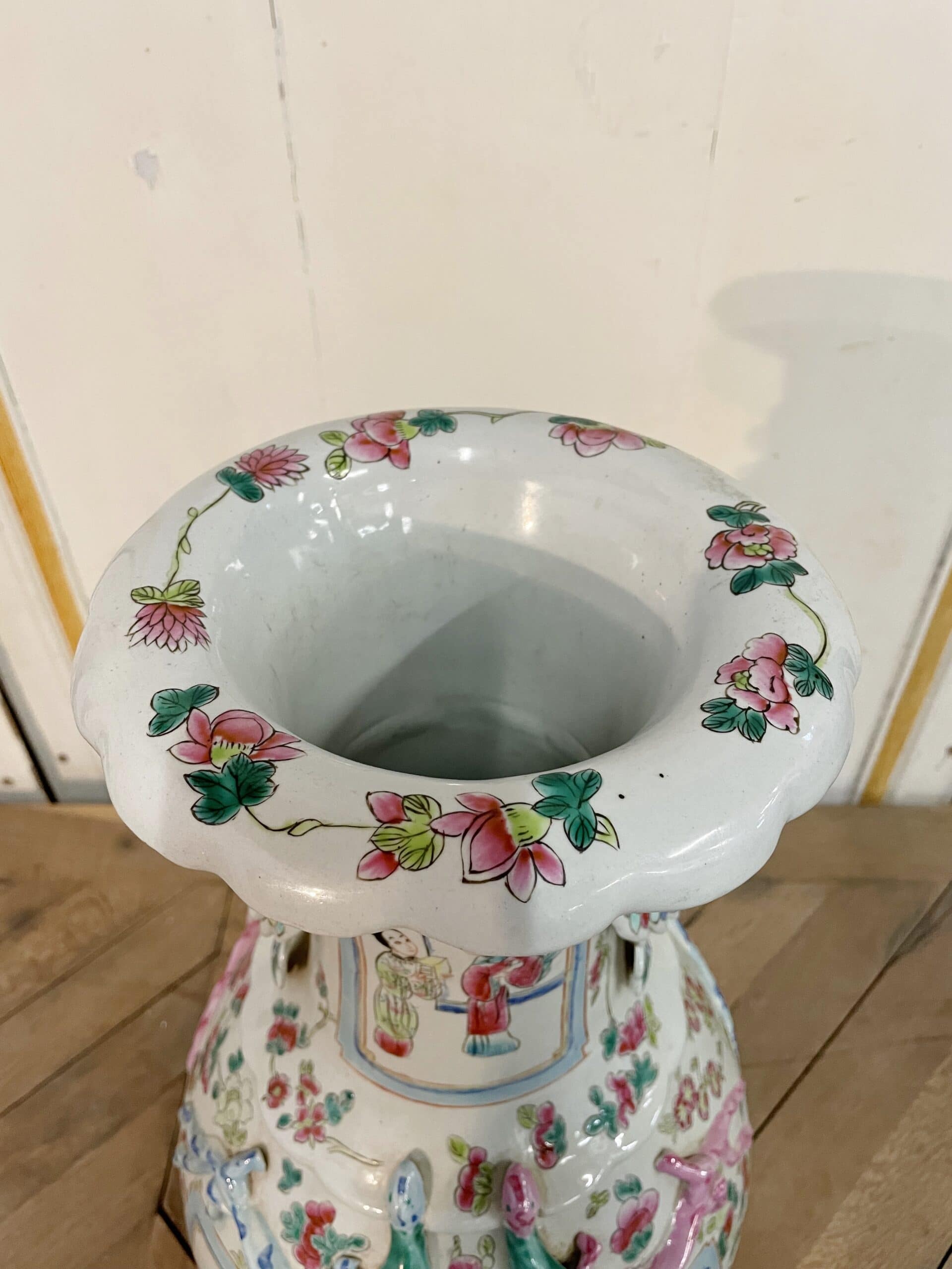 Chinese porcelain vase