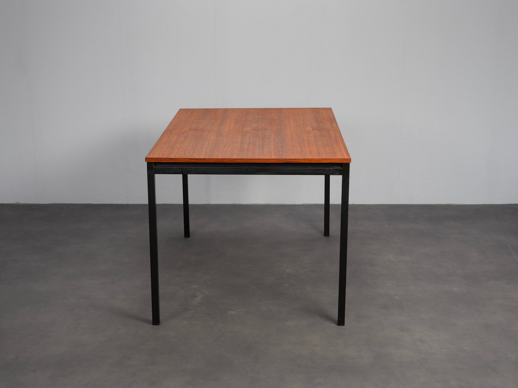 Extendable dining table model 3707 by Gispen, Netherlands, 1960s