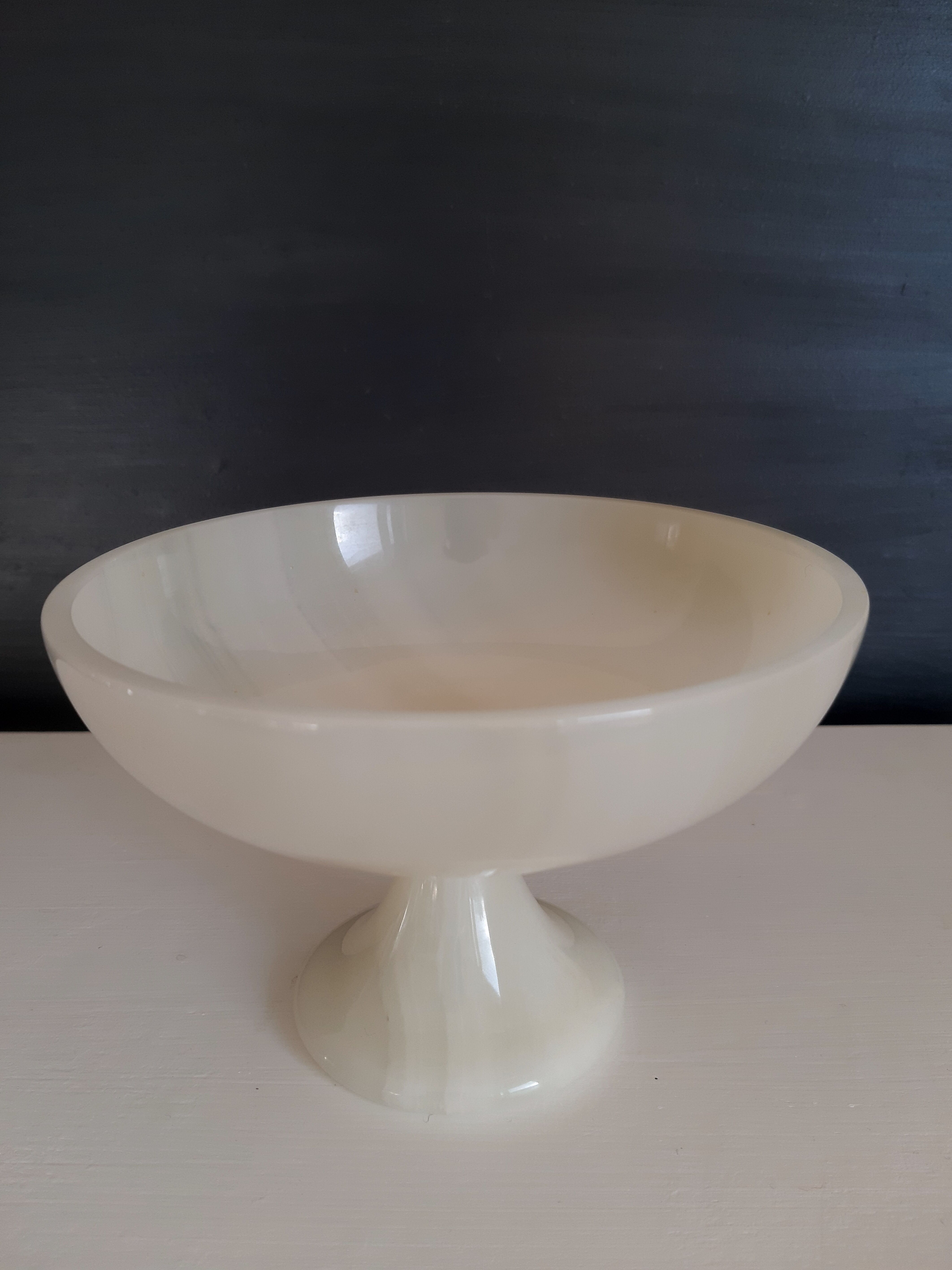 Alabaster cup and 3 eggs