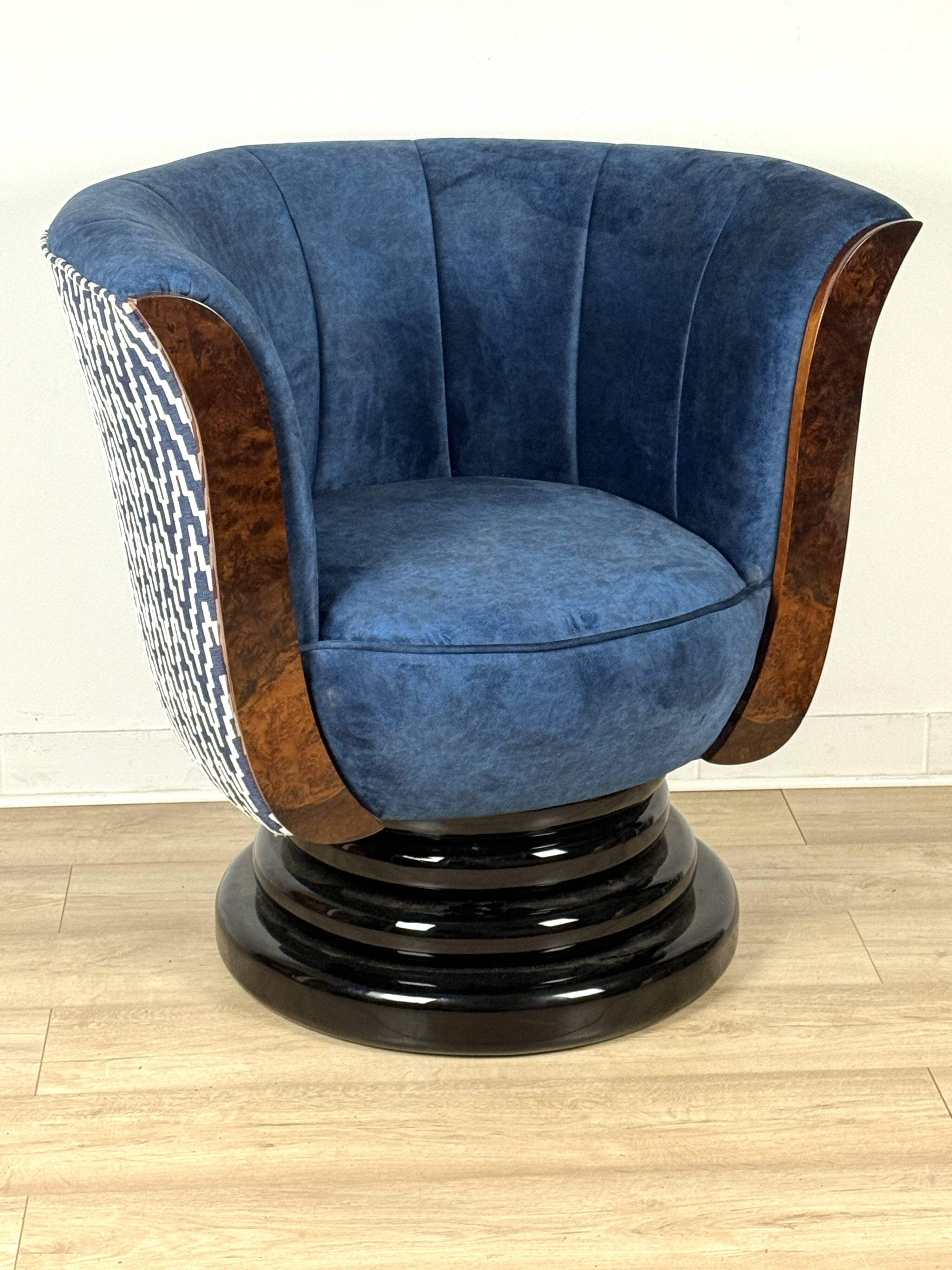 Art Deco design armchair “Tulipan”