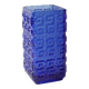 Vase en verre bleu cobalt du milieu du siècle : design finlandais par Tamara Aladin
