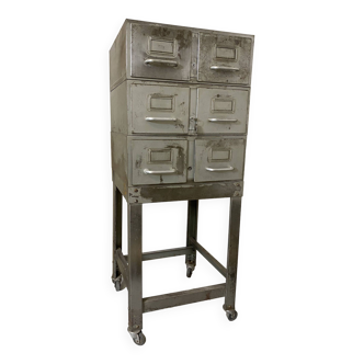 Industrial trade furniture with drawers