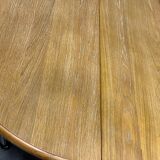 Black extendable classic dining table, 6/8 place settings