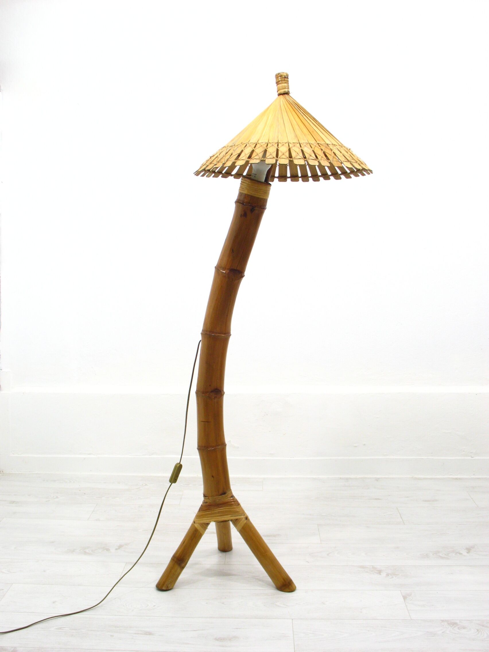 Lampadaire en bambou, années 1950