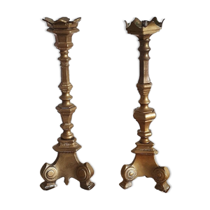 deux chandeliers en bronze
