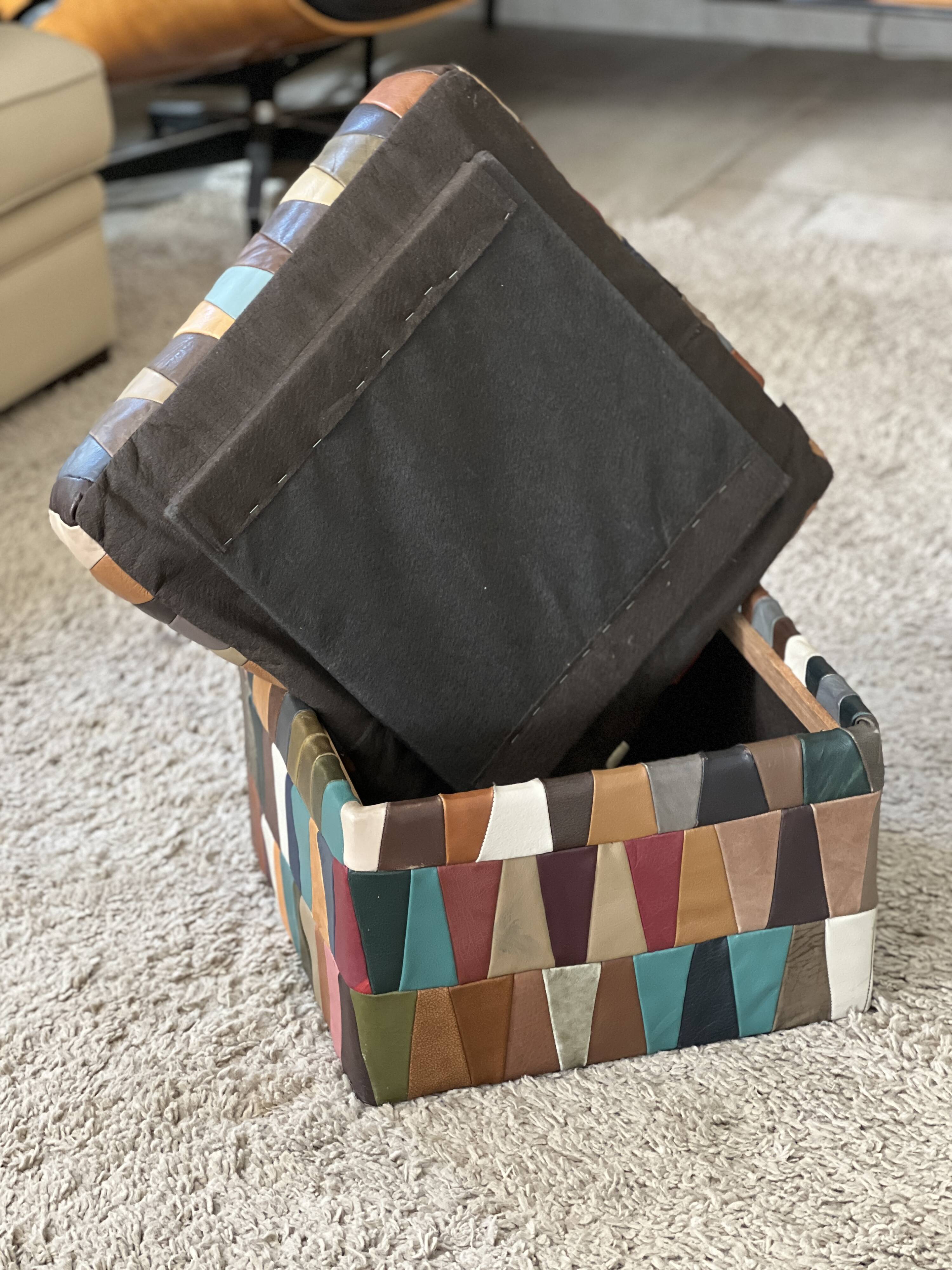Pouf/chest or Ottoman “Harlequin” leather 1970