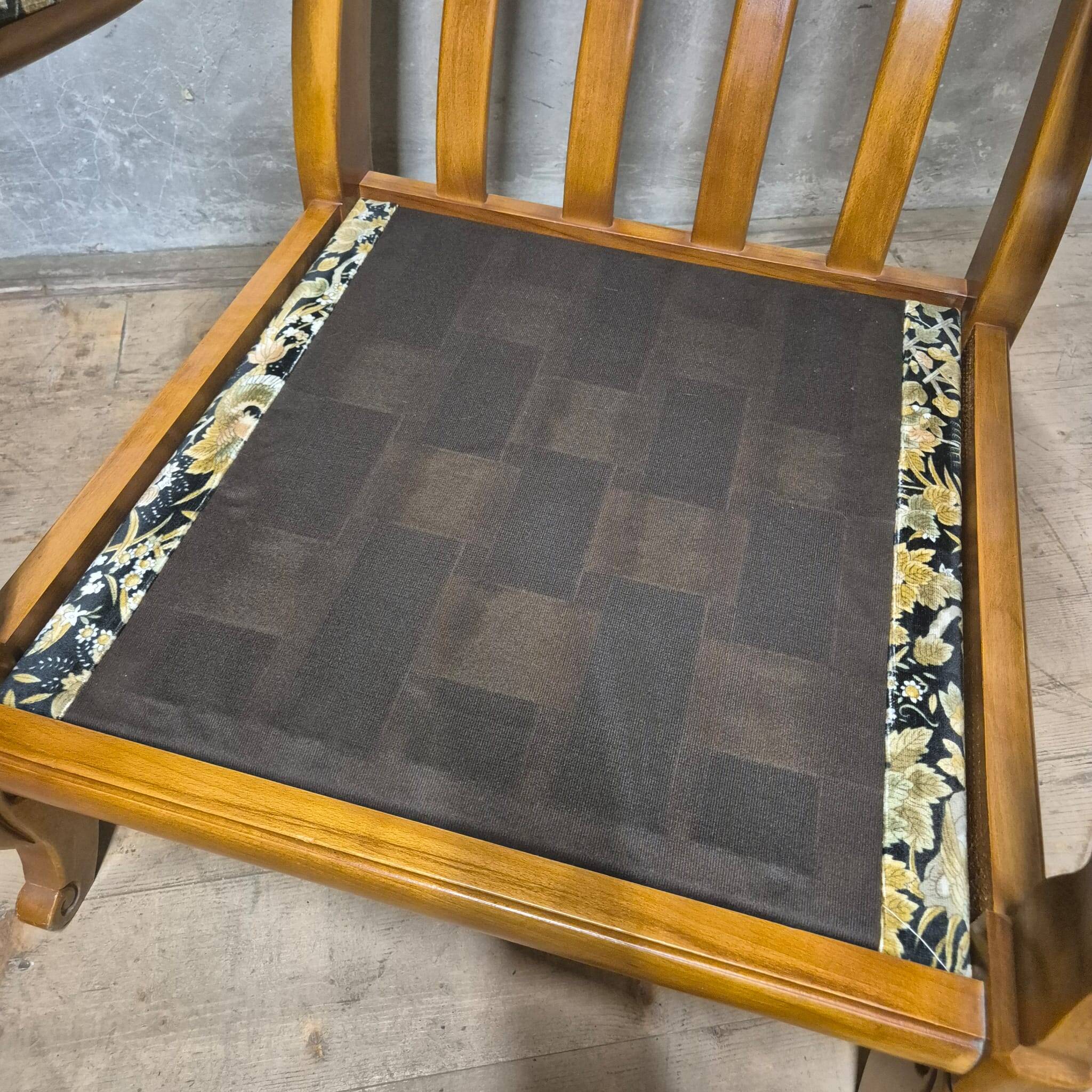 Pair of Wooden Armchairs with Curved Arms, Czechoslovakia, 1940s–1950s