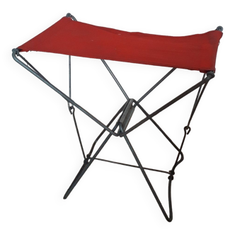 Tabouret pliant en toile rouge
