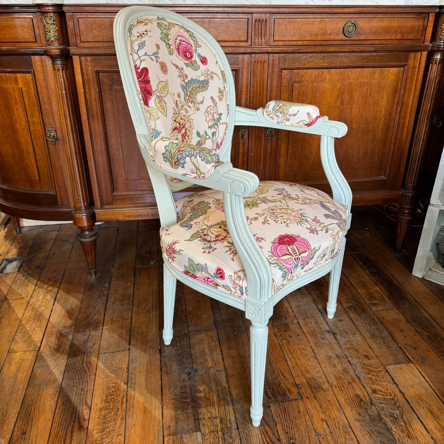 Louis XVI medallion armchair – traditional upholstery
