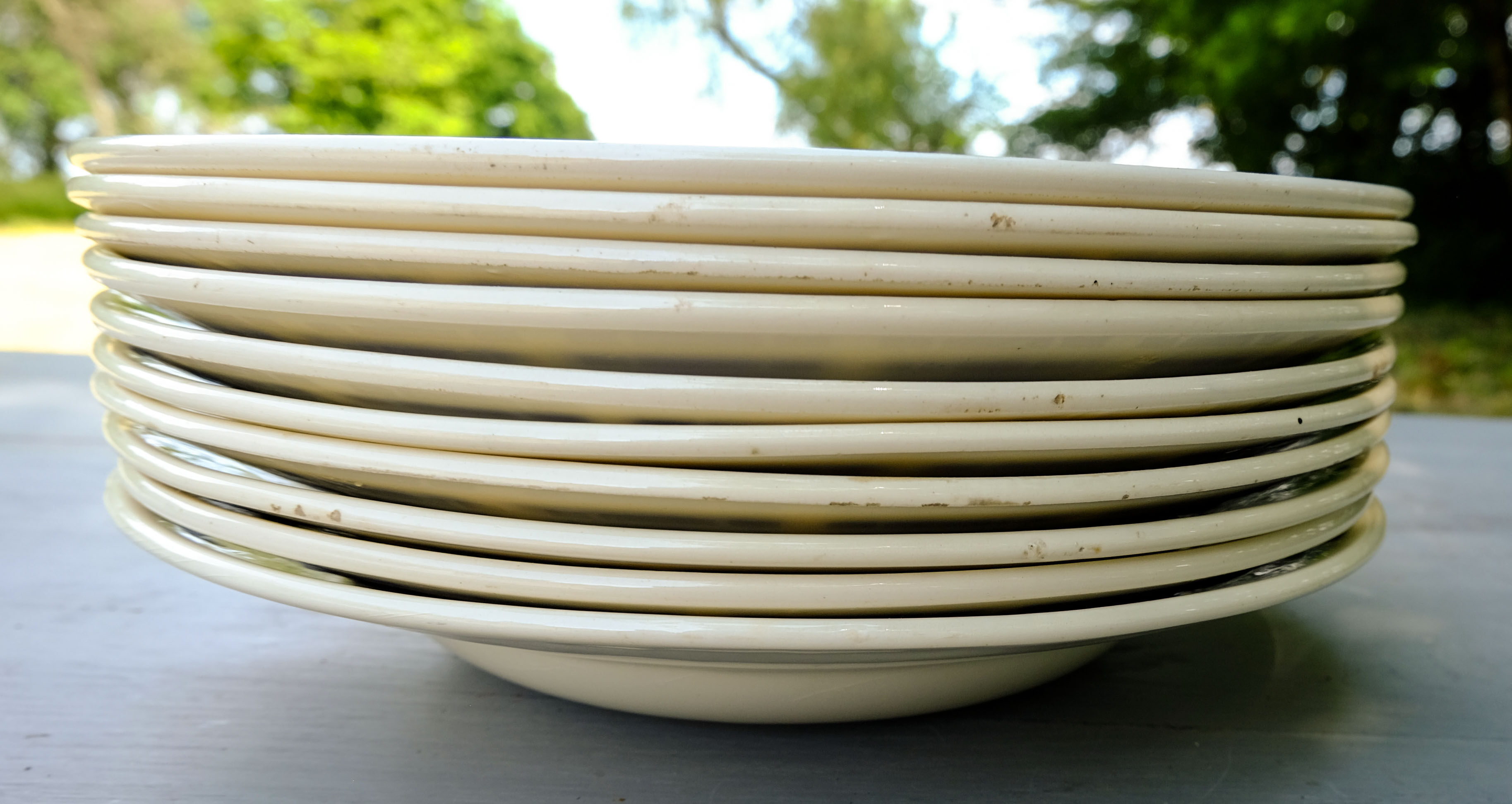 Hollow plate faience Badonvillier