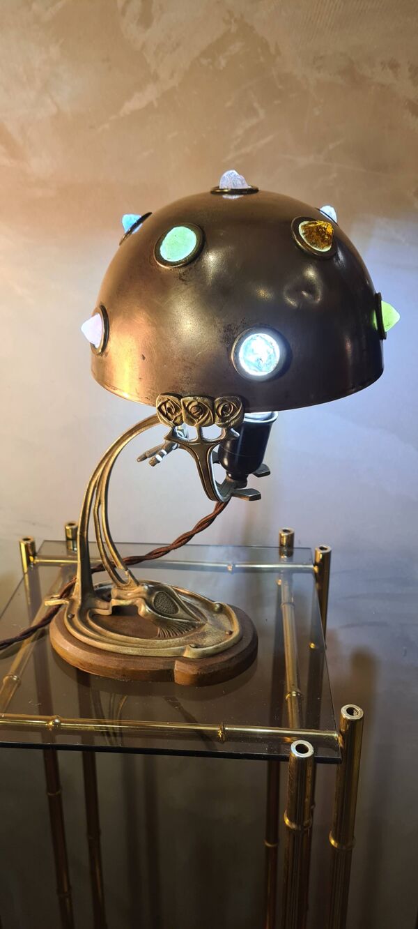 Lampe de table 1900 laiton cuivre ancienne a cabochon en verre  35x24