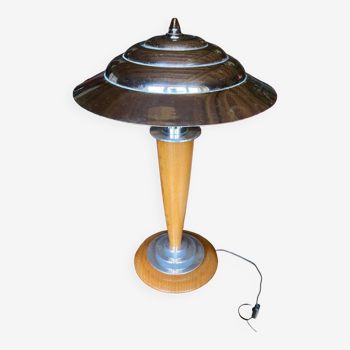 Art Deco style lamp